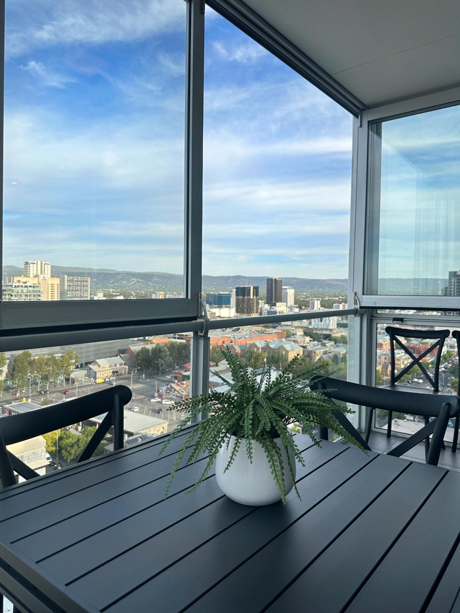 Cbd Sky View Apartment Adelaide Kültér fotó